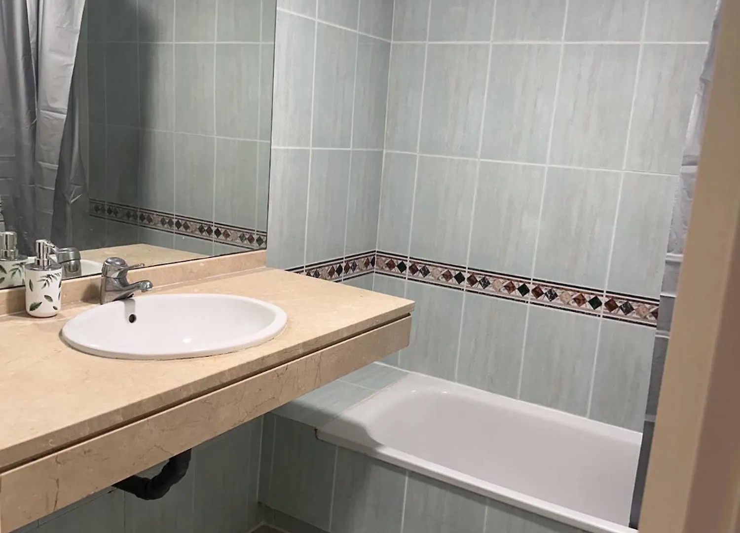 Torremolinos Habitaciones Privada En Apartamentos Compartidos 0*,  Spain
